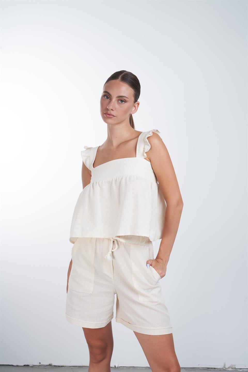 Bel Bağlama Detaylı Şort Natural