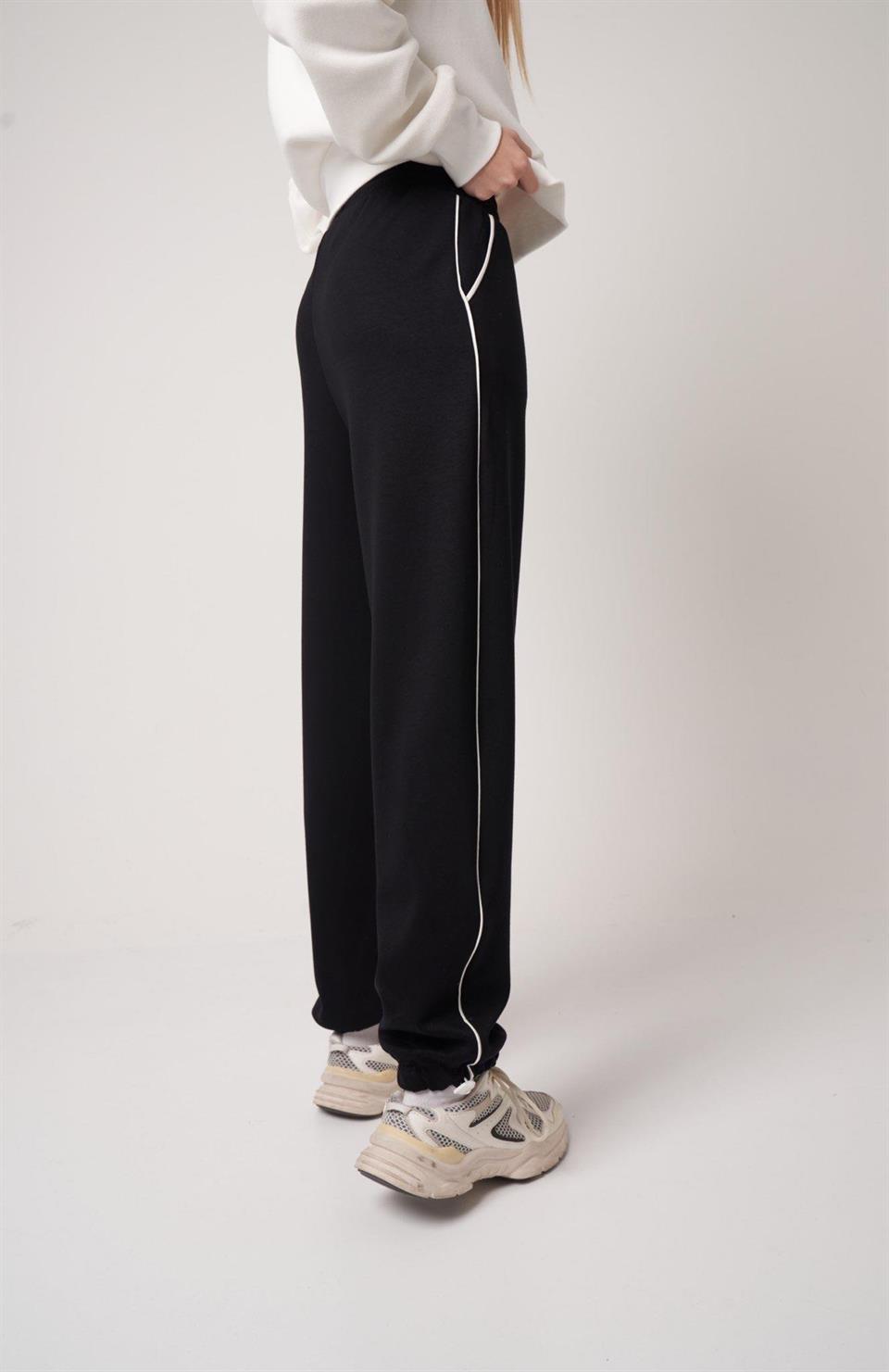 Yanlar Şerit Detaylı Eşofman Altı Siyah