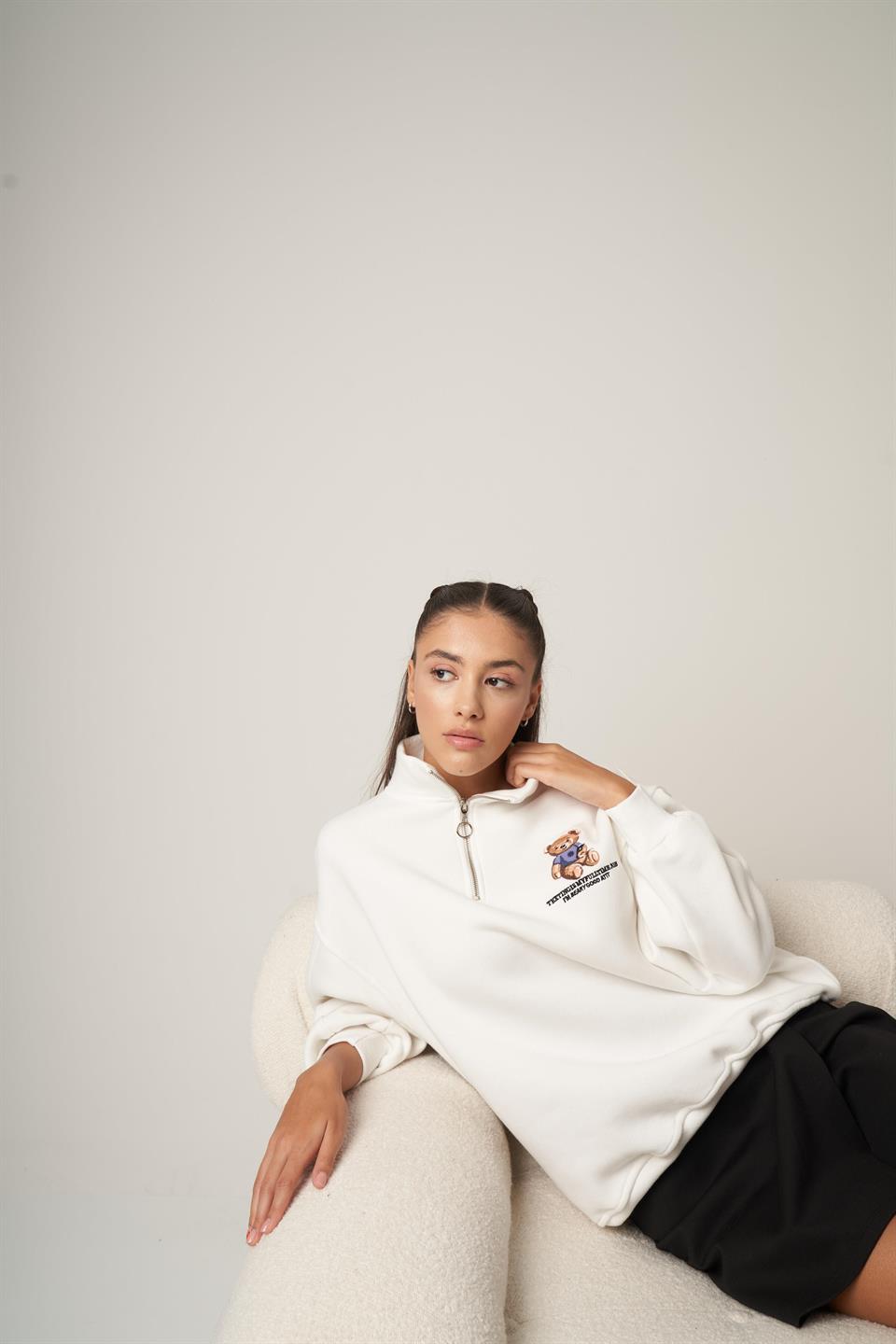 Nakış Ayıcık Baskılı Sweatshirt Ekru