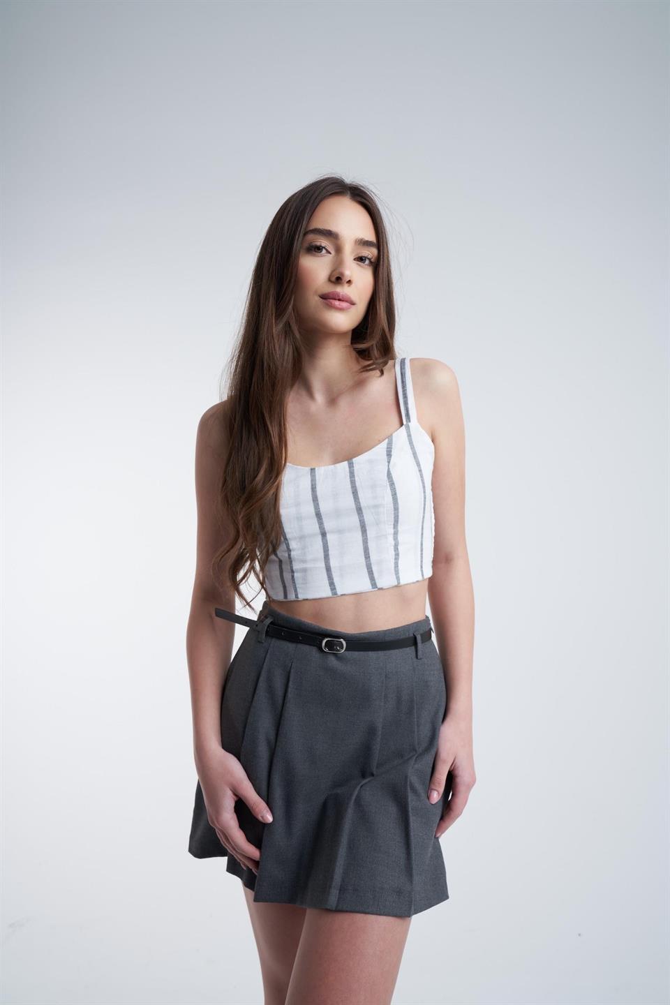 Askılı Crop Model Bluz Siyah-Beyaz