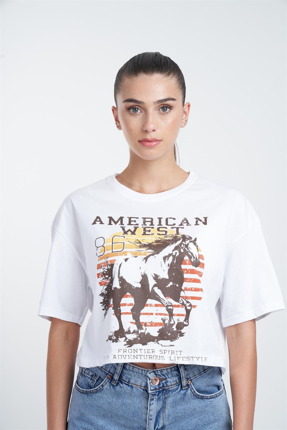 At Baskılı Kısa T-shirt Beyaz