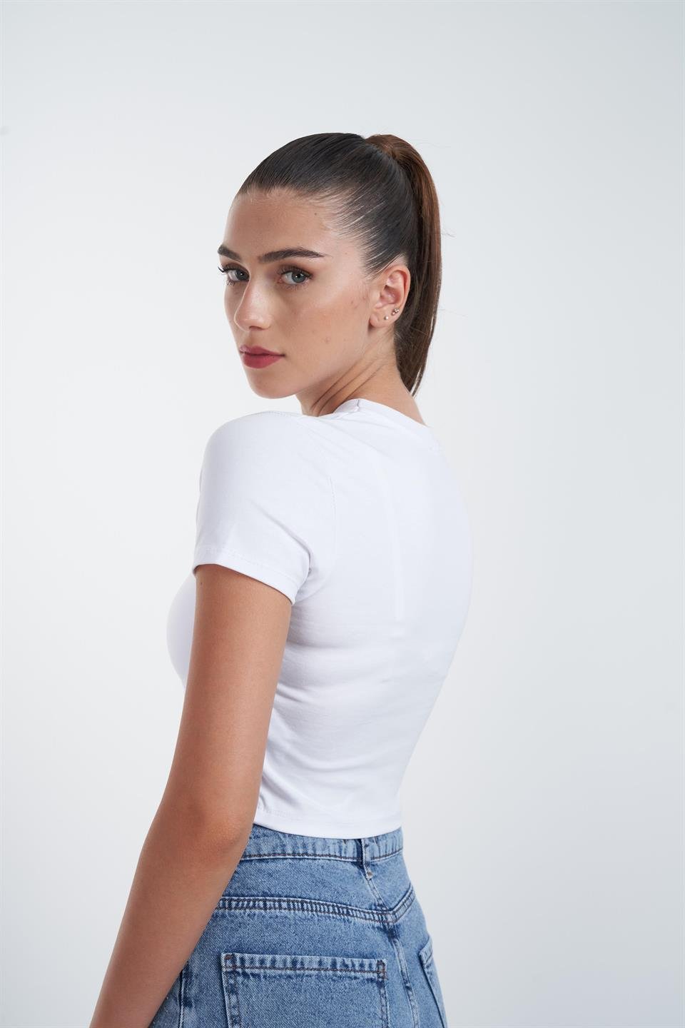 Raw Beauty Taş Baskılı Kısa T-shirt Beyaz