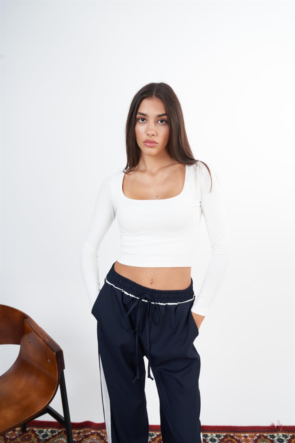 Basic Kısa Bluz Ekru