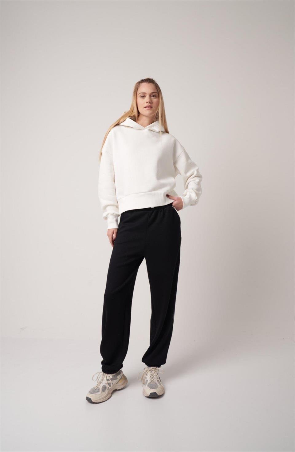 Yanlar Şerit Detaylı Eşofman Altı Siyah