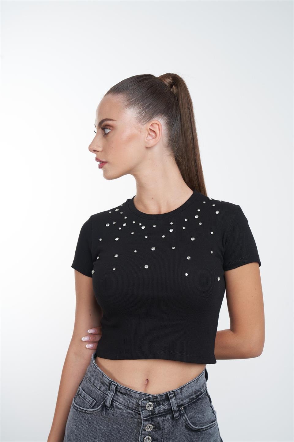 Taş Detaylı Kısa Bluz Siyah