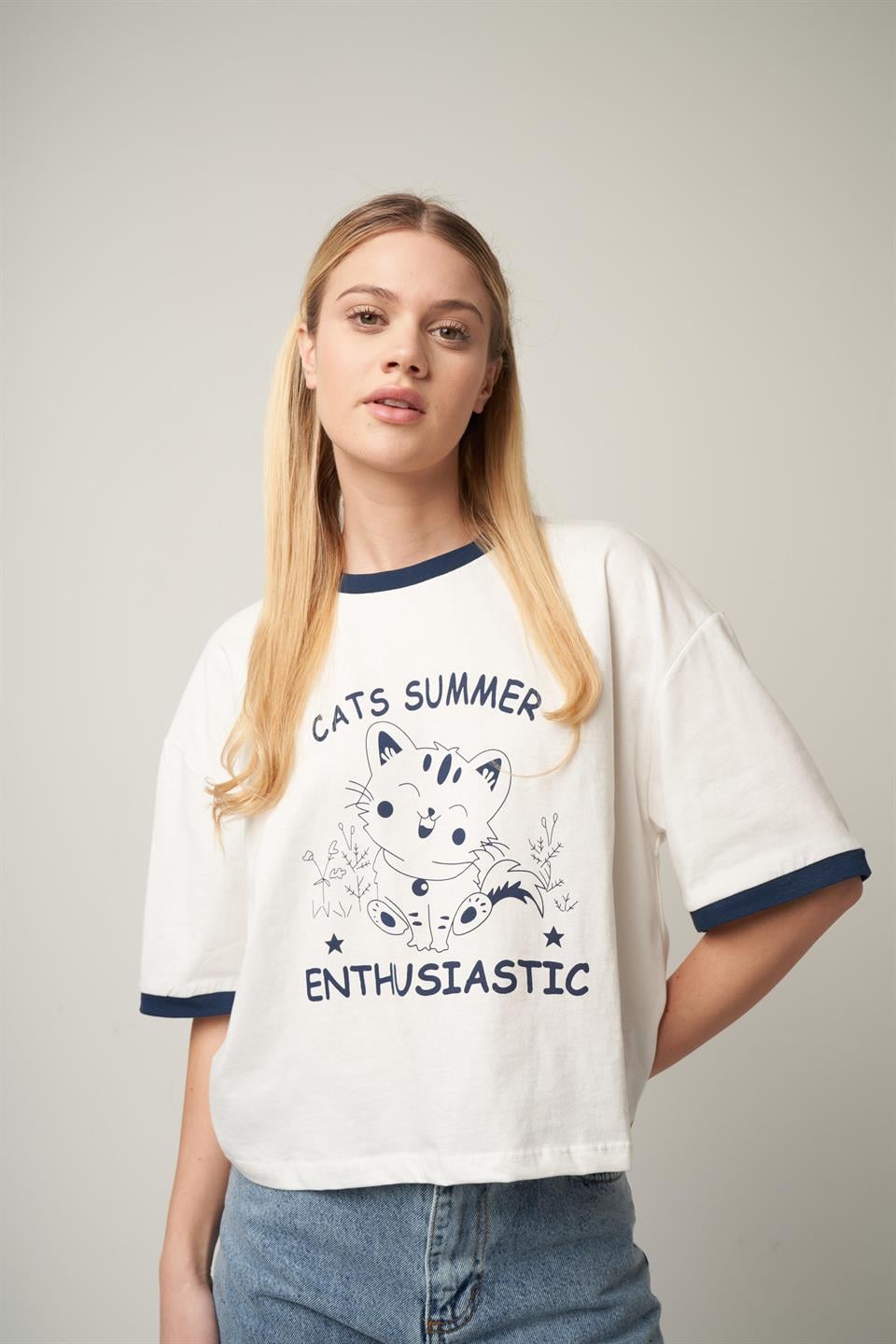 Cats Summer Baskılı T-shirt Ekru