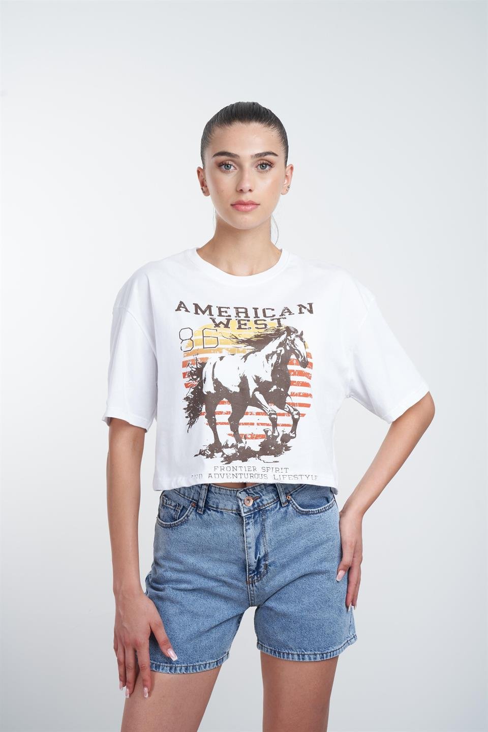 At Baskılı Kısa T-shirt Beyaz