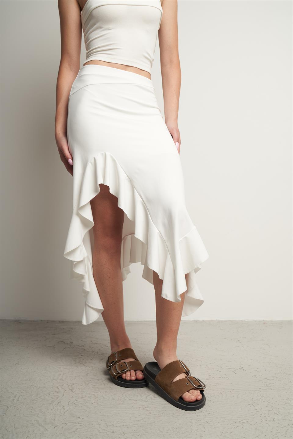 Asimetrik Kesim Fırfır Detaylı Uzun Etek Ekru