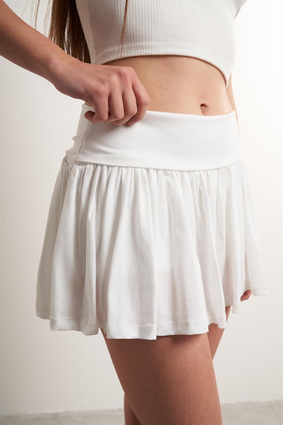 Bel Katlamalı Şort Etek Ekru