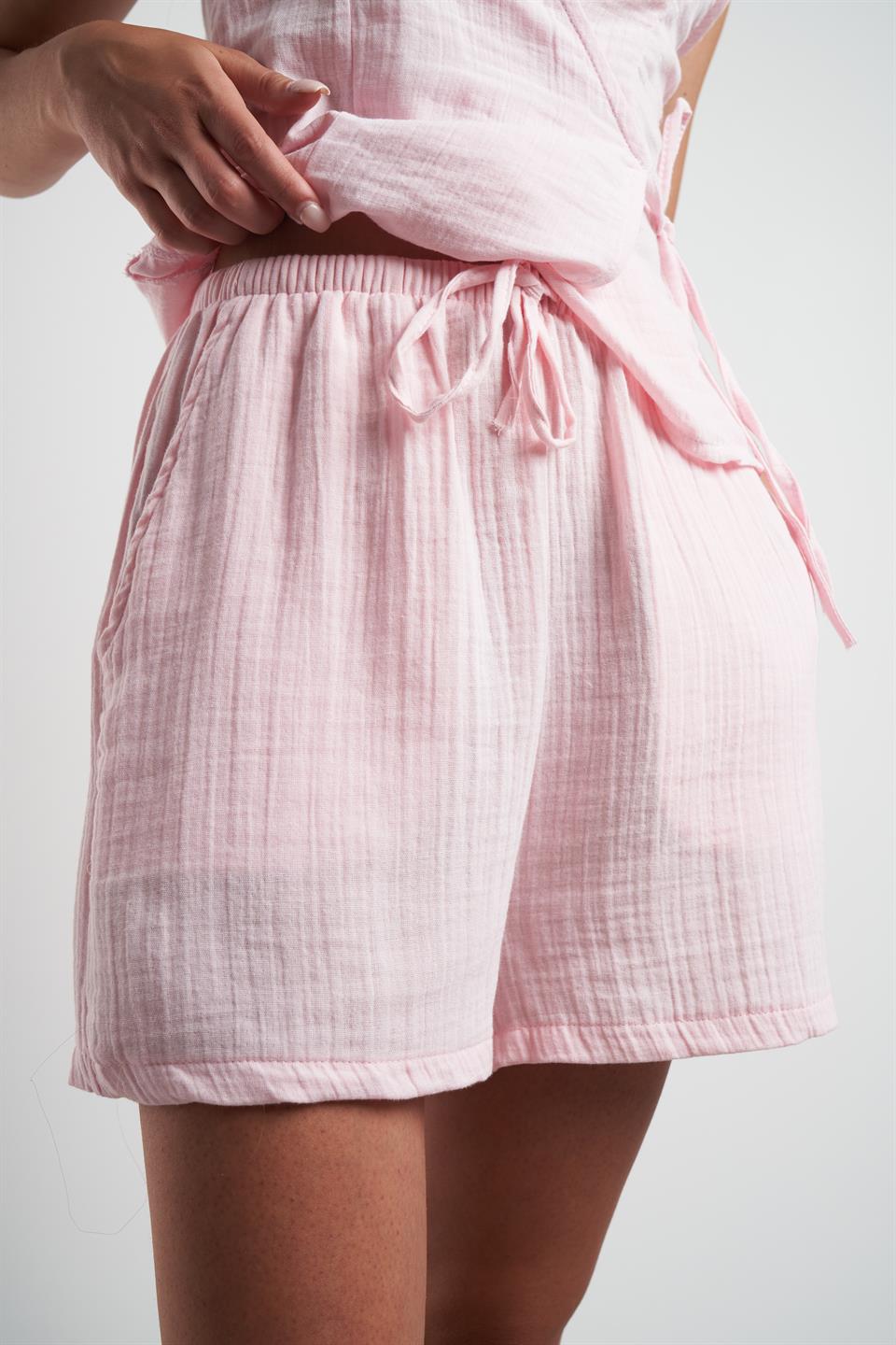 Bel Lastik Bağlamalı Müslin Şort Pembe