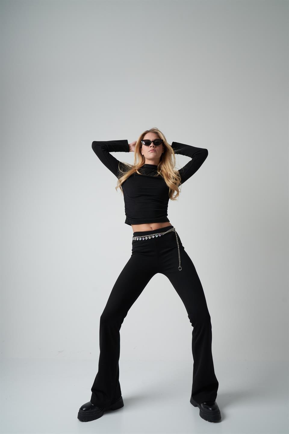 Bel Lastik Çelikli Kumaş İspanyol Paça Pantolon Siyah