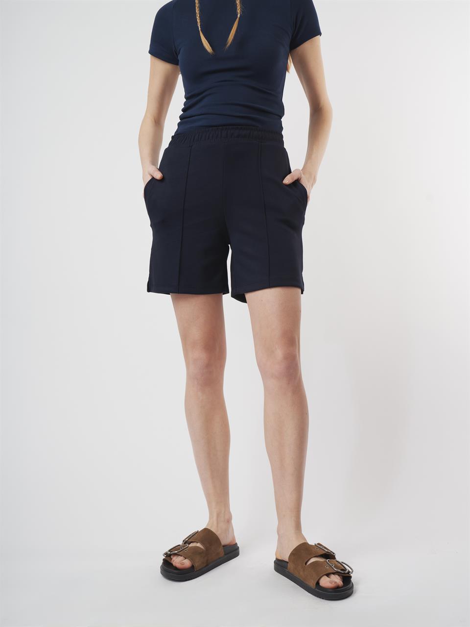 Bel Lastik Çimalı Şort Lacivert