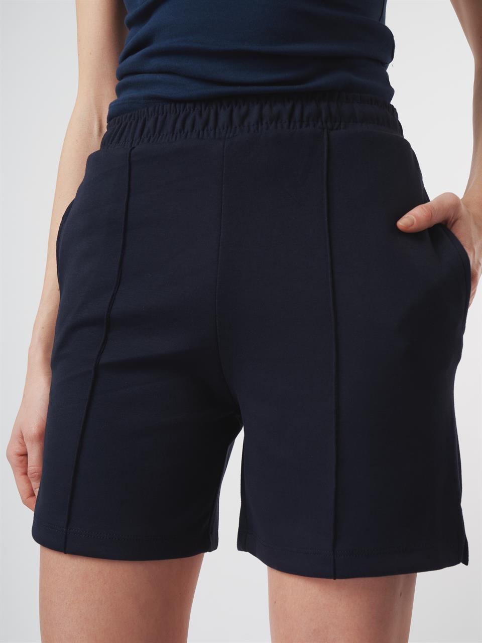 Bel Lastik Çimalı Şort Lacivert