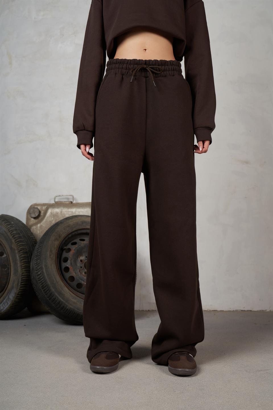 Bel Lastik Şardonlu Bol Paça Pantolon Kahve