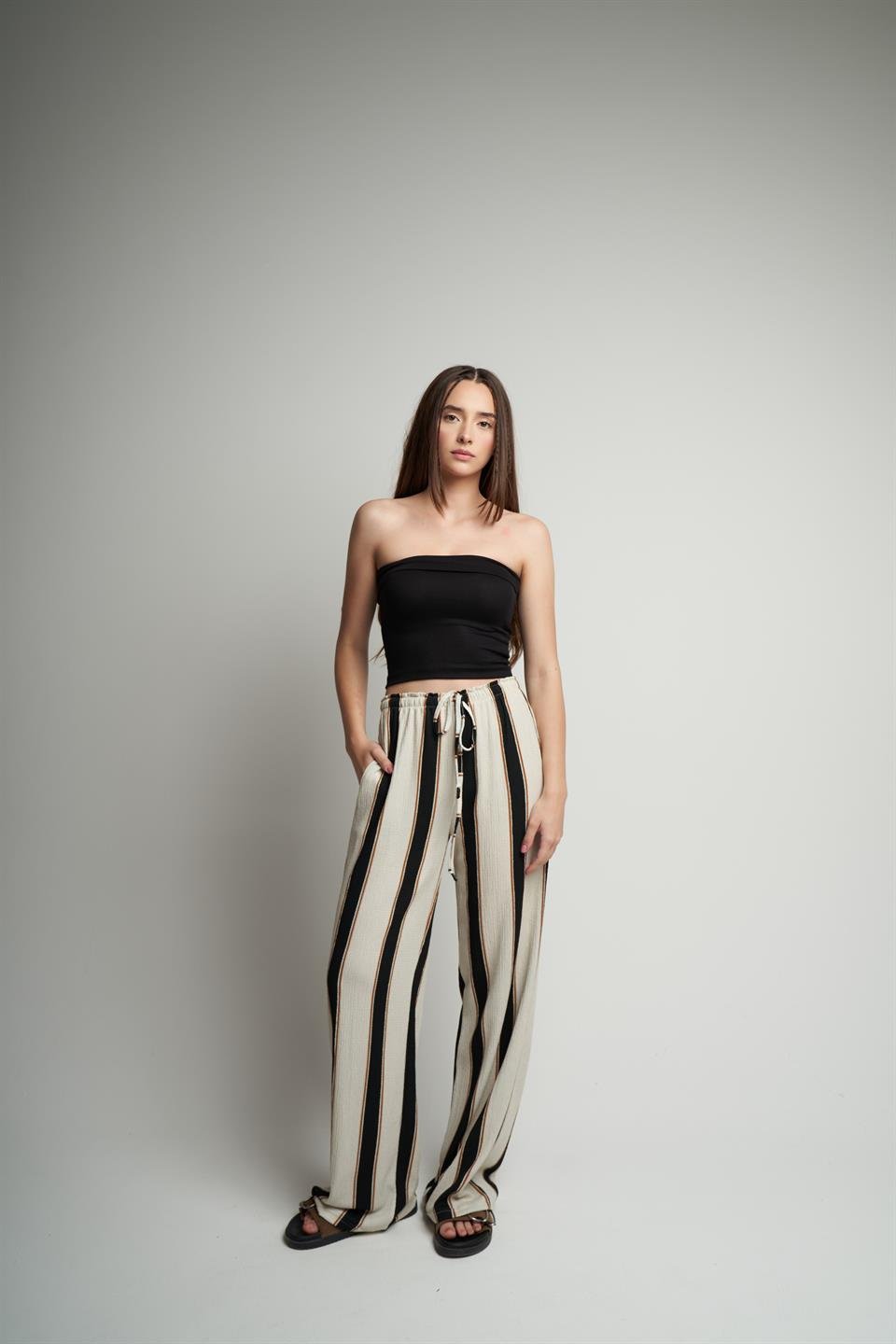 Bel Lastik Şerit Detaylı Bol Paça Pantolon Krem-Siyah