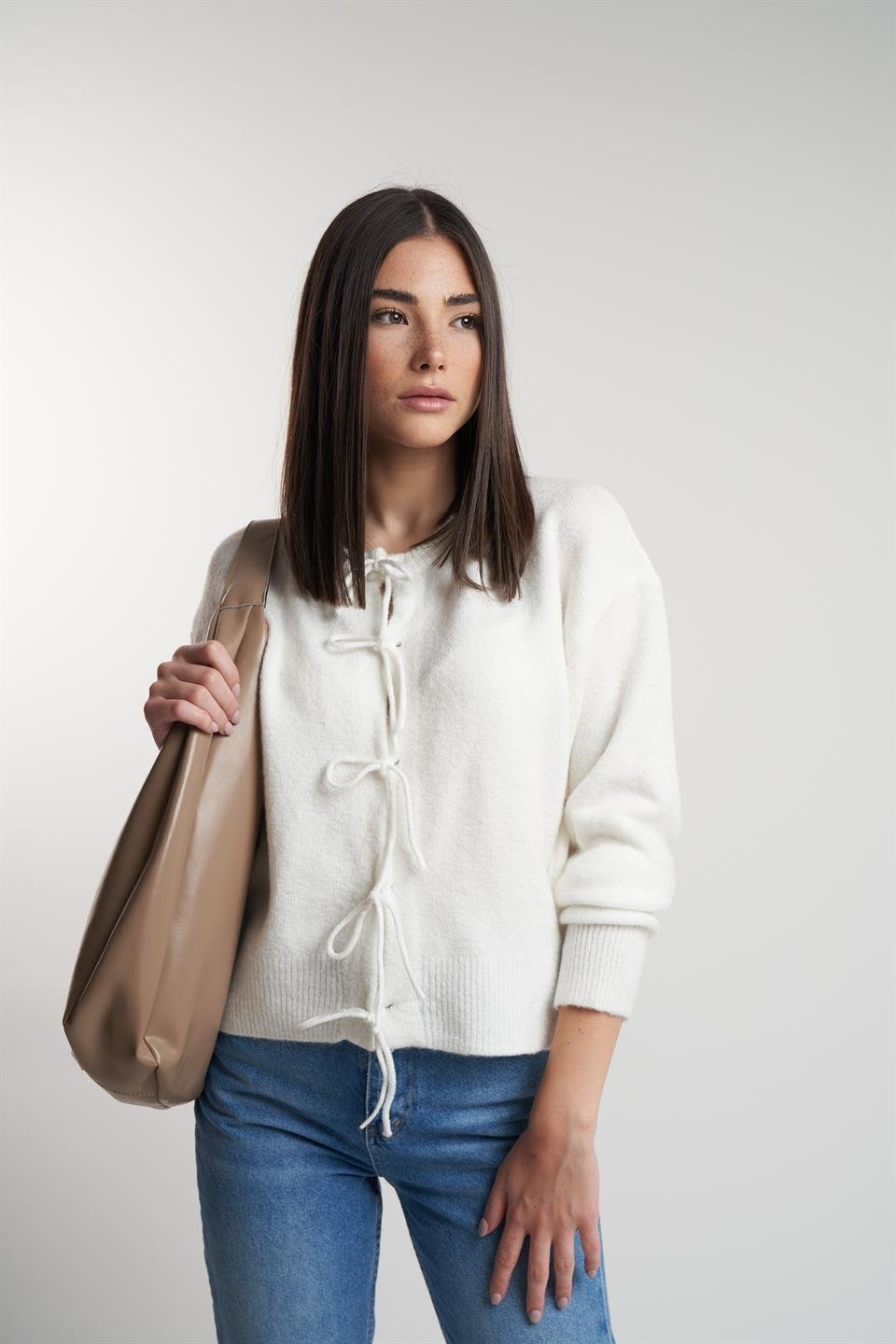 Bisiklet Yaka Bağlama Detaylı Kısa Hırka Ekru