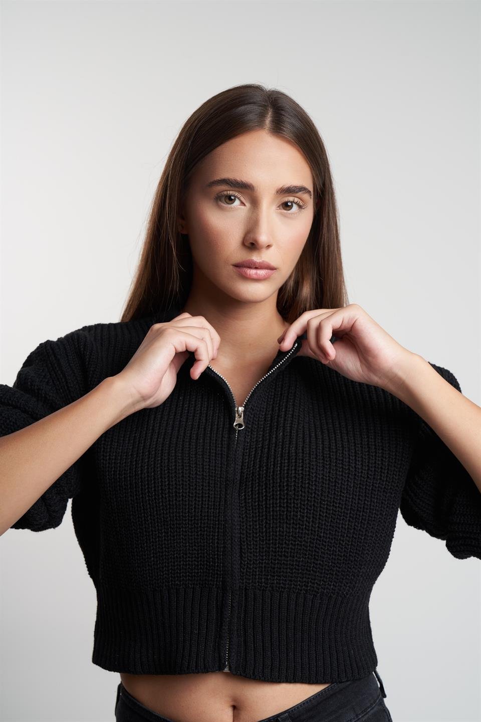 Bisiklet Yaka Fermaurlı Kısa Hırka Siyah