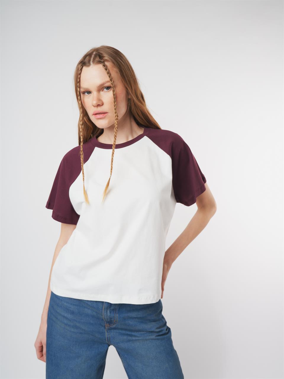 Bisiklet Yaka Kısa Kol T-shirt Ekru-Mürdüm
