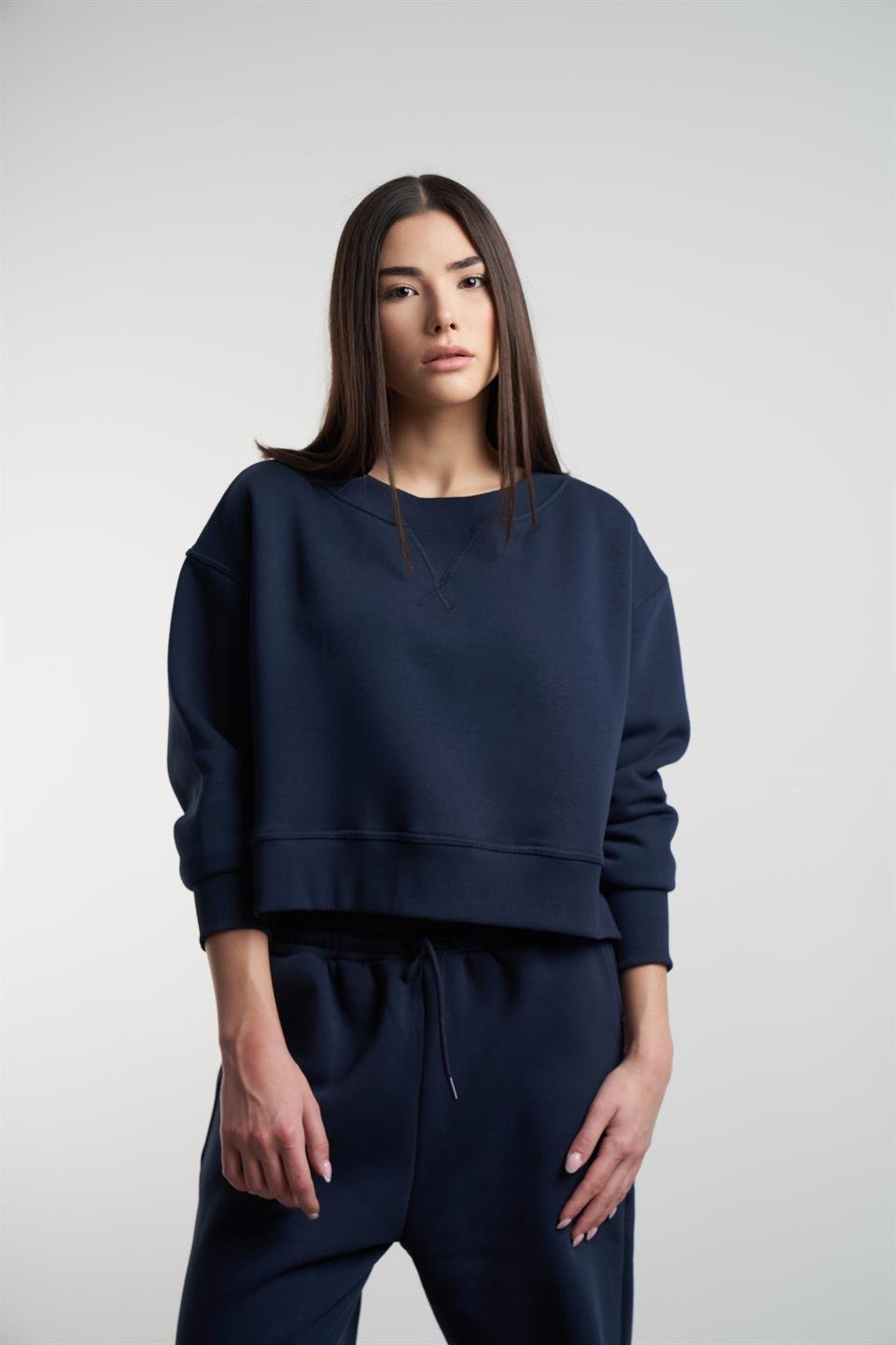 Bisiklet Yaka Şardonlu Sweatshirt Lacivert