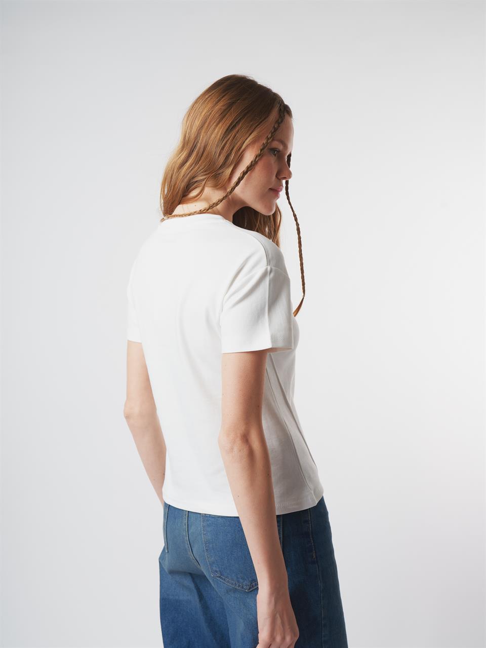 Biyeli Basic Kısa Kol Bluz Ekru