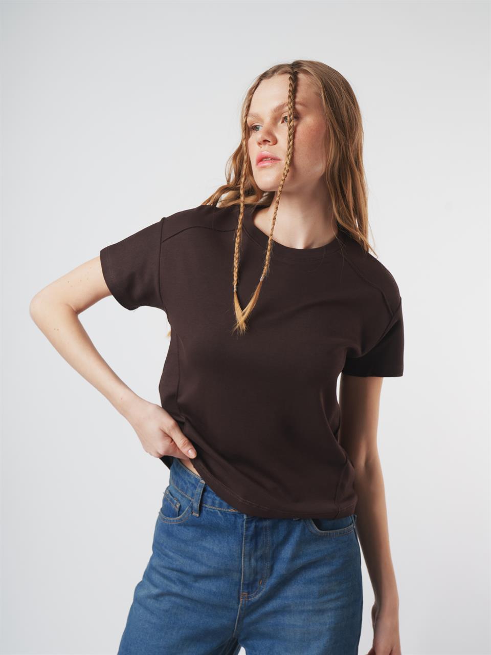 Biyeli Basic Kısa Kol Bluz Kahve