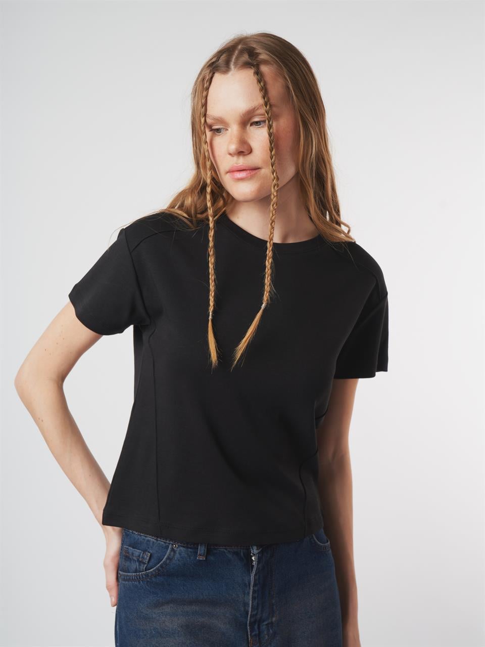Biyeli Basic Kısa Kol Bluz Siyah