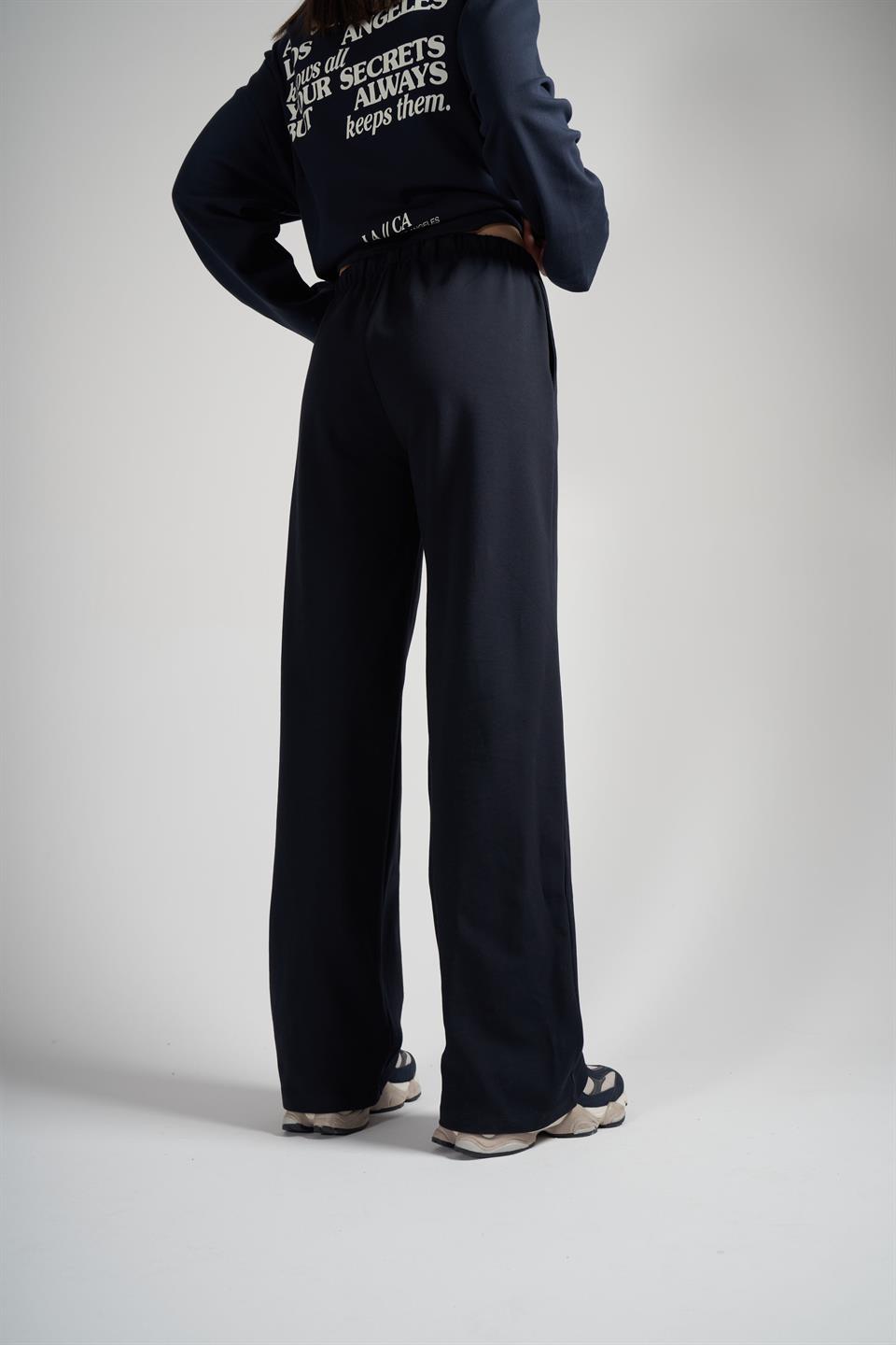 Bol Paça İnterlok Kumaş Pantolon Koyu Lacivert