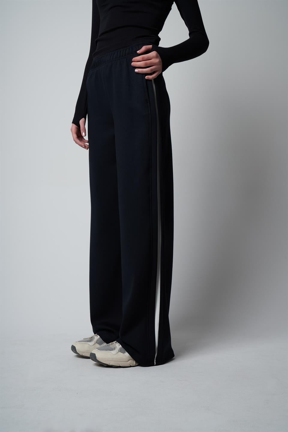 Bol Paça Modal Pantolon Siyah