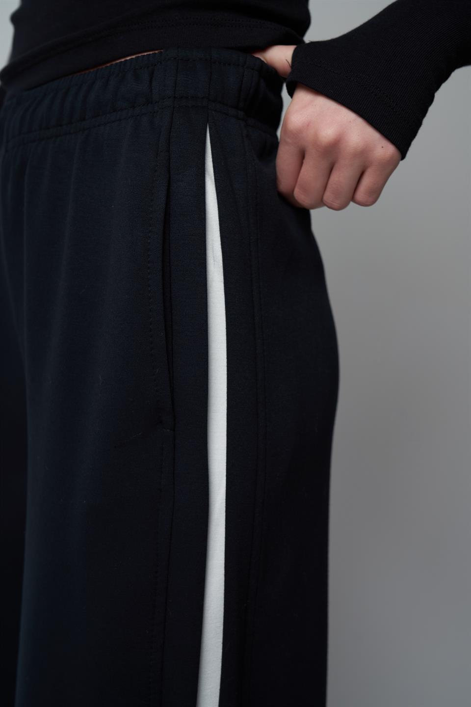 Bol Paça Modal Pantolon Siyah