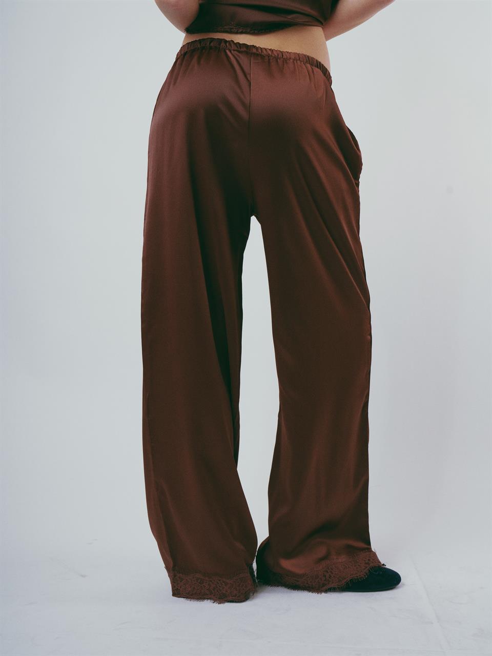 Bol Paça Saten Pantolon Acı Kahve