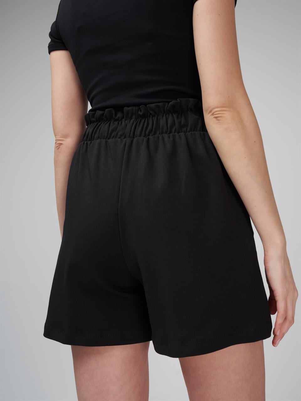 Cepli Kısa Şort Siyah