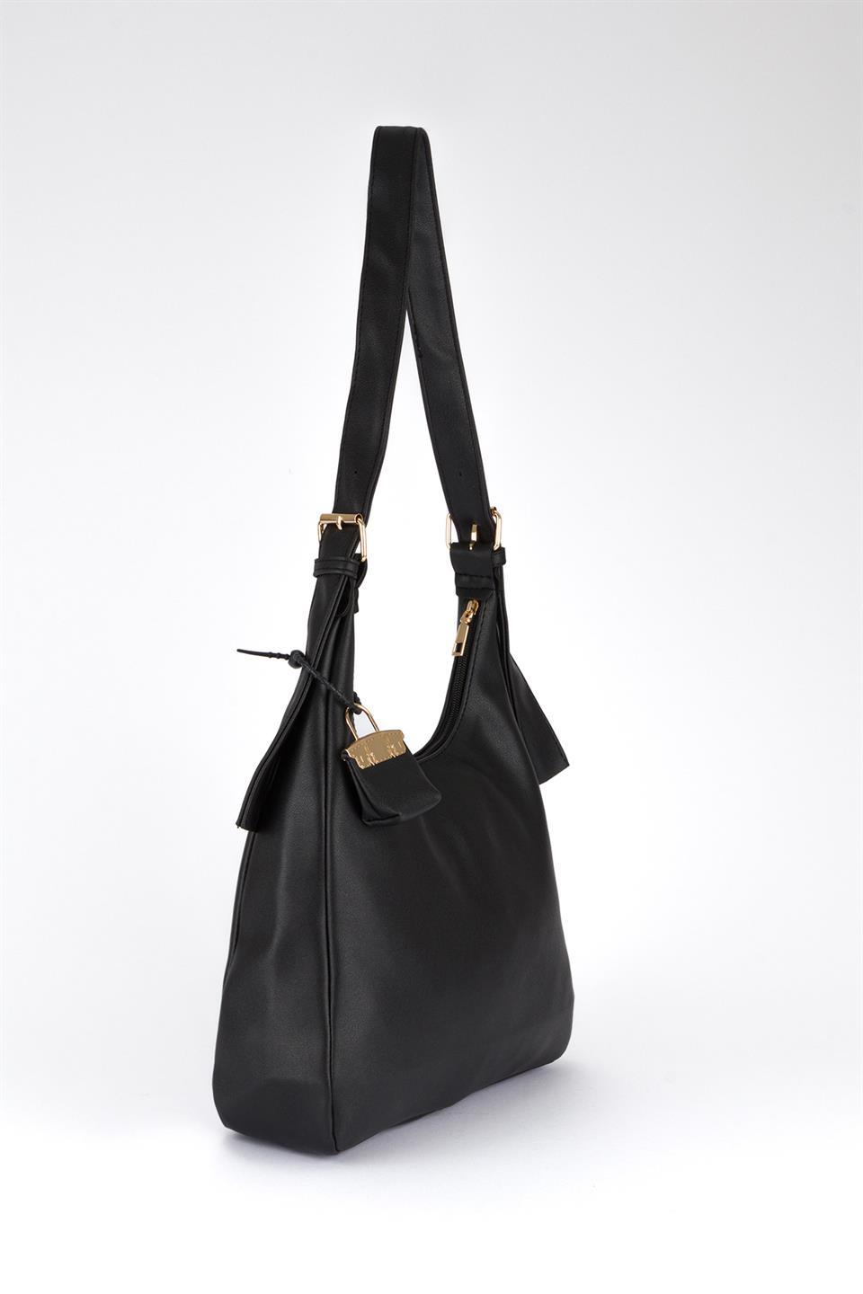 Charmlı Salaş Omuz Çantası Siyah