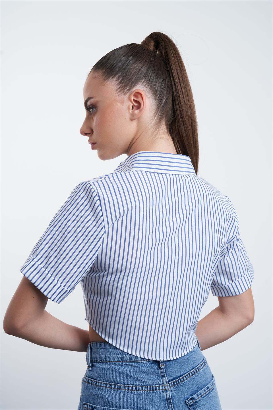 Çizgili Crop Gömlek Beyaz-Lacivert