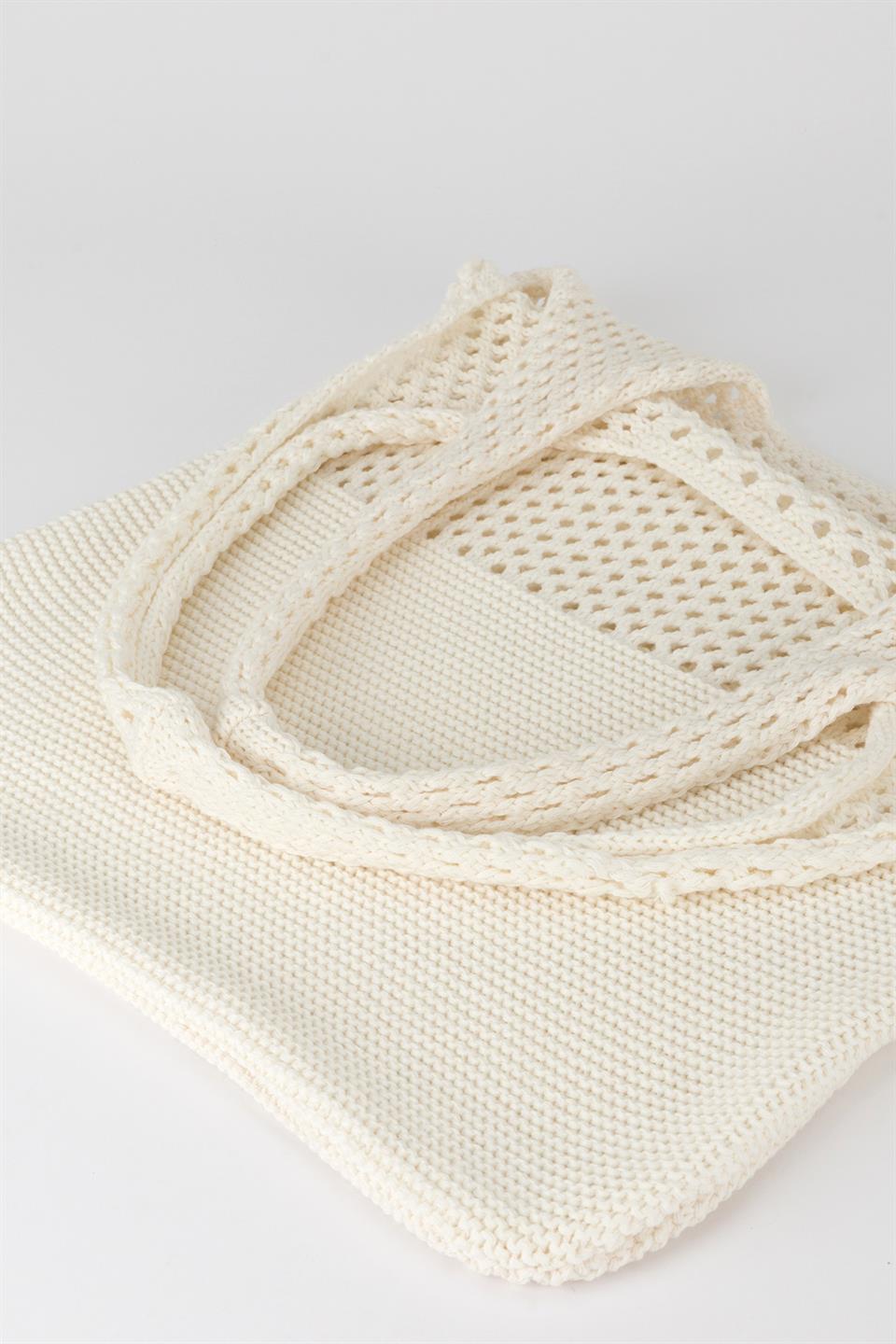 Delikli Basic Triko Omuz Çantası Ekru
