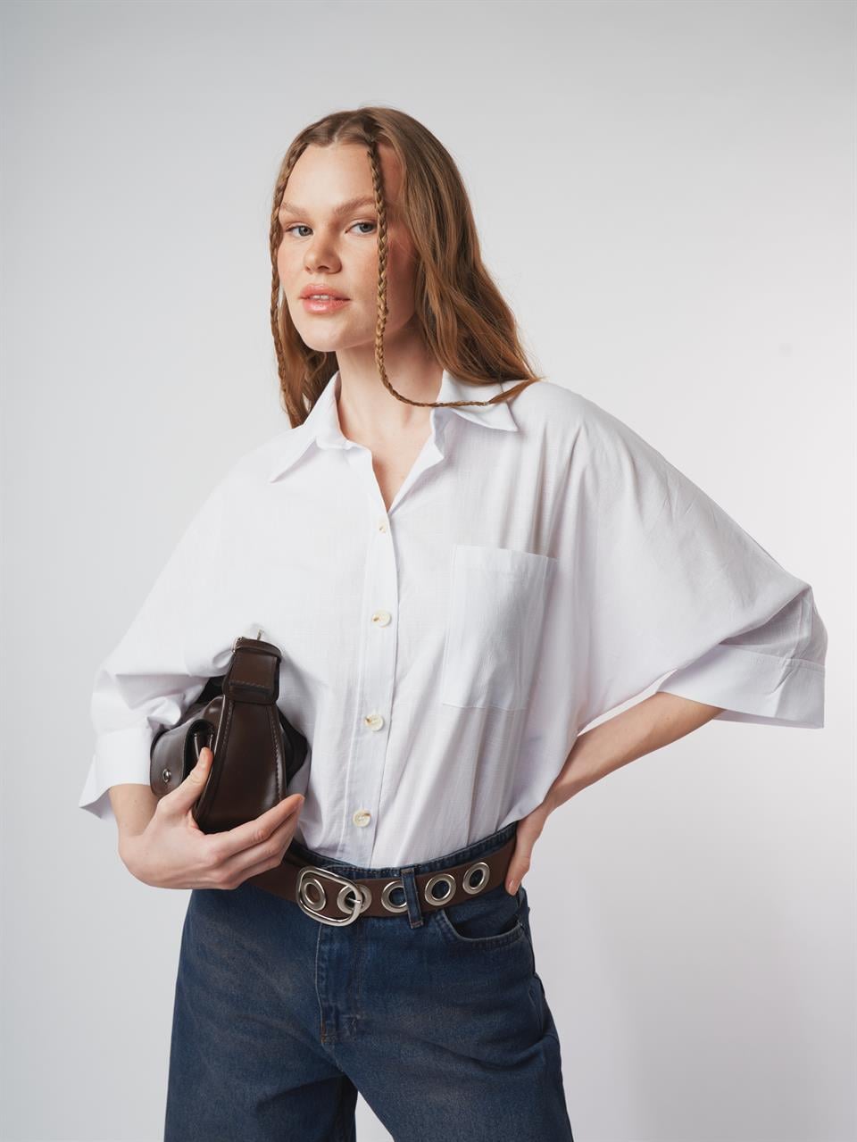 Düğmeli Oval Kesim Gömlek Ekru