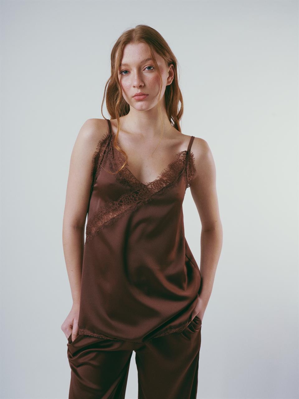 İp Askılı Saten Bluz Acı Kahve