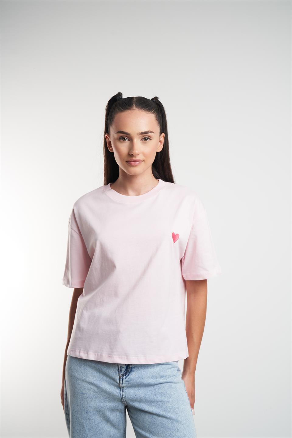 Kalp Nakış Baskılı Kısa Kol T-shirt Toz Pembe