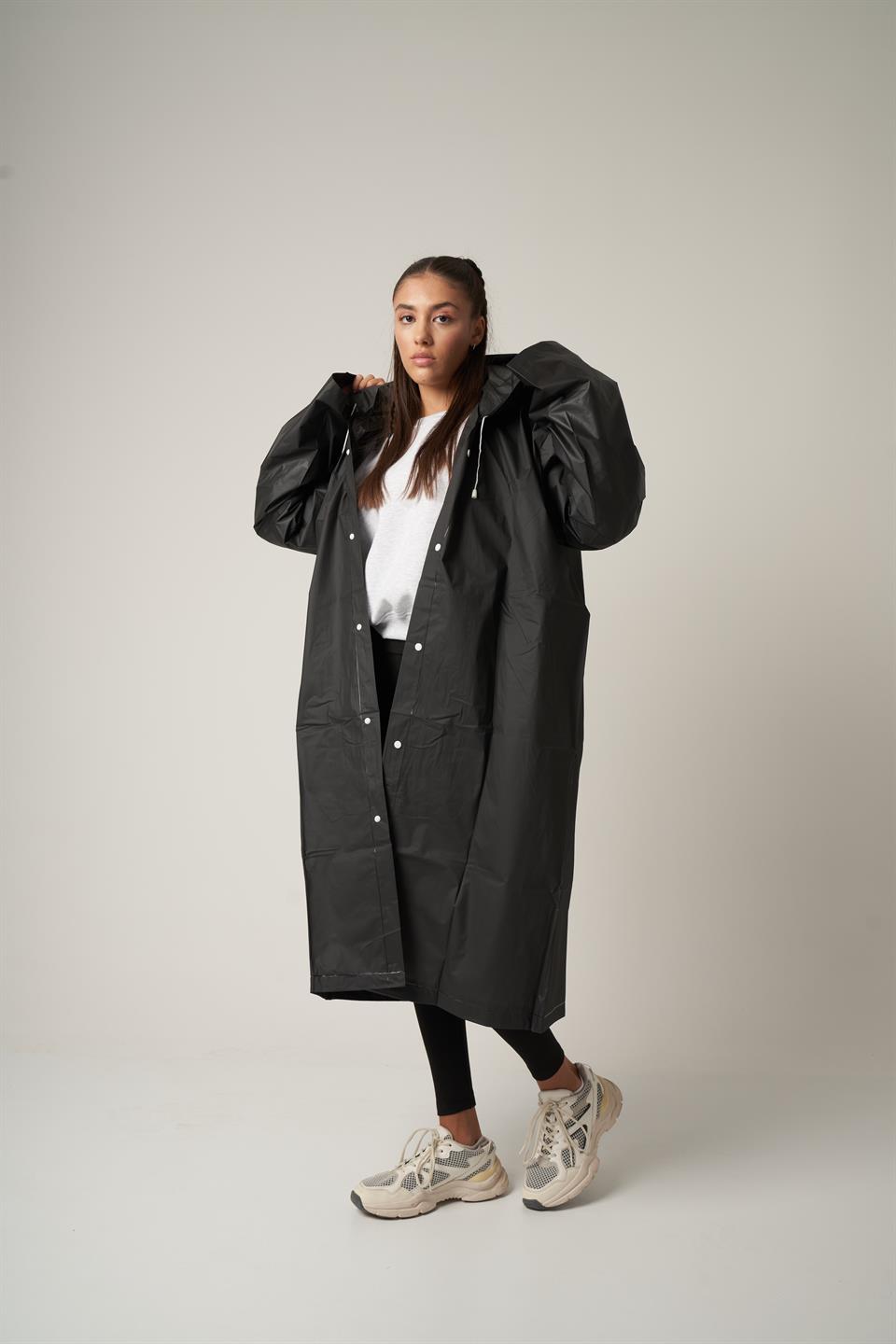 Kapüşonlu Yağmurluk Siyah