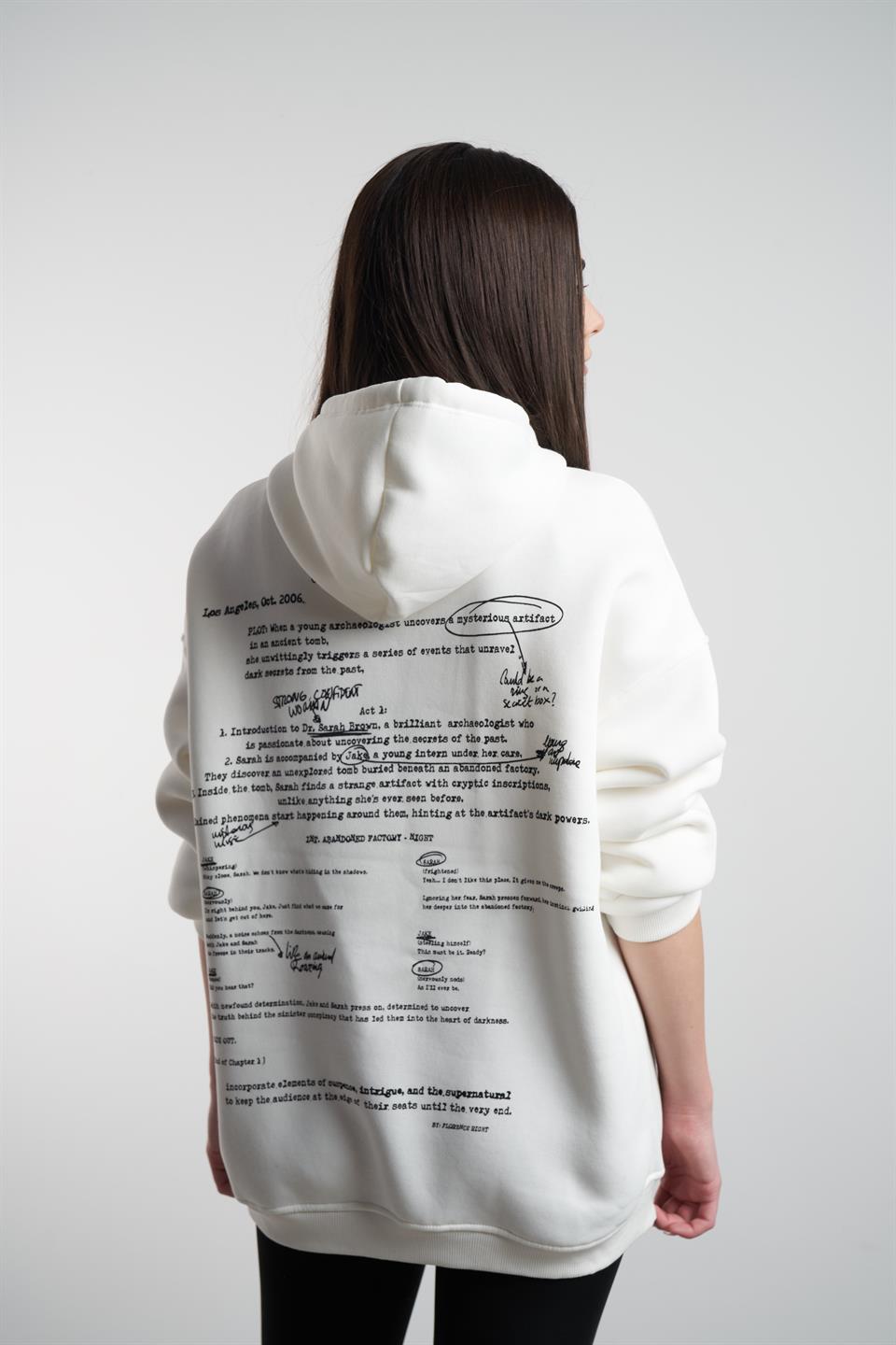 Kapüşonlu Yazı Baskı Şardonlu Sweatshirt Ekru