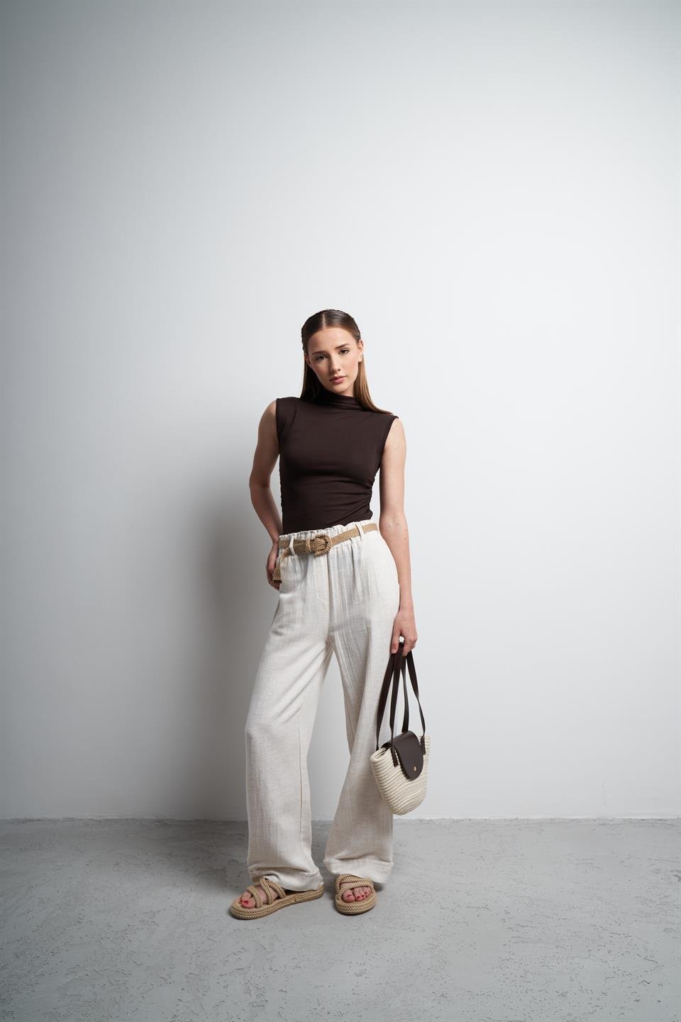 Kemer Detaylı Keten Bol Paça Pantolon Ekru