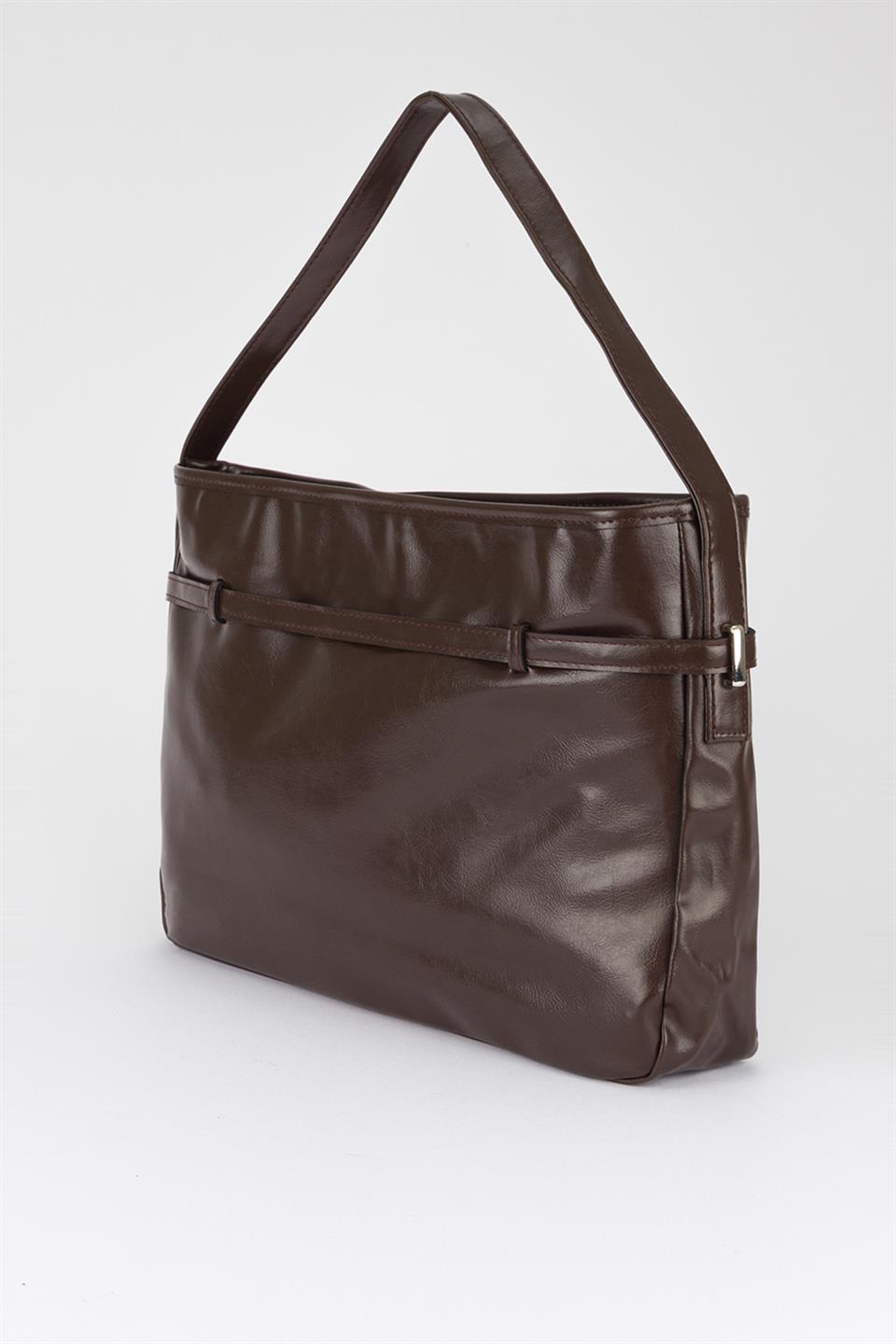 Kemer Detaylı Omuz Çantası Kahve