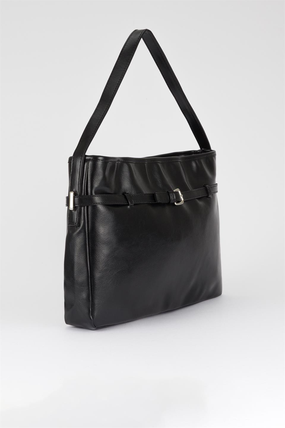 Kemer Detaylı Omuz Çantası Siyah