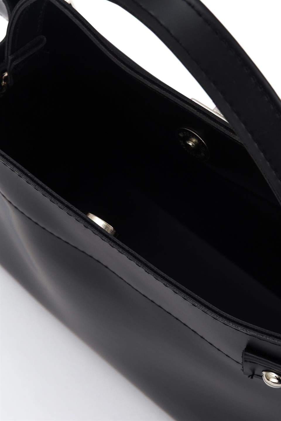 Kilit Detaylı Basic Çanta Siyah