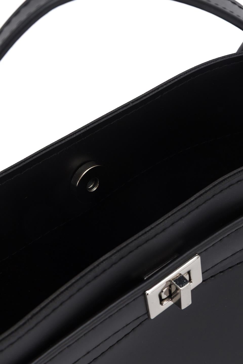 Kilit Detaylı Basic Çanta Siyah