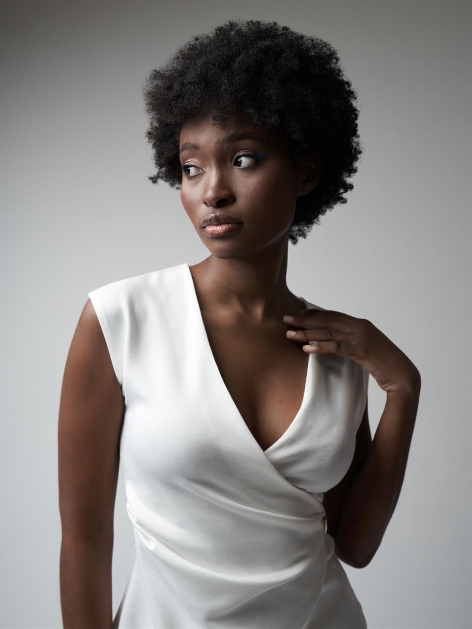 Kruvaze Sıfır Kol Modal Bluz Ekru