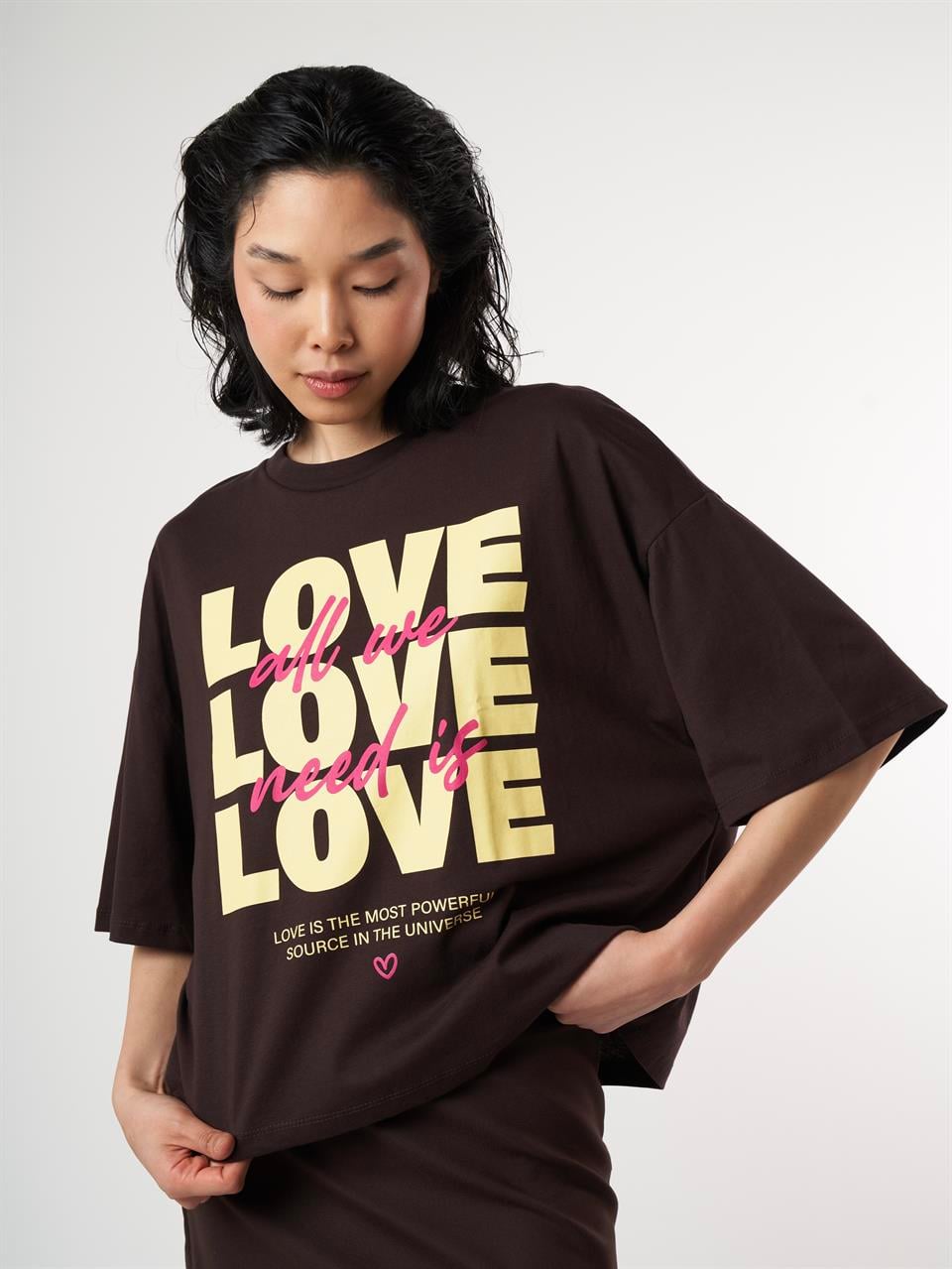 Love Baskılı Kısa Kol T-shirt Kahve