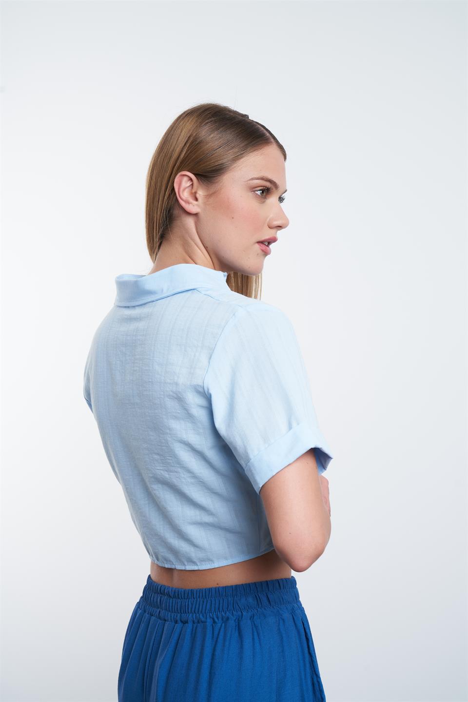 Ön Büzgü Detaylı Kısa Gömlek
