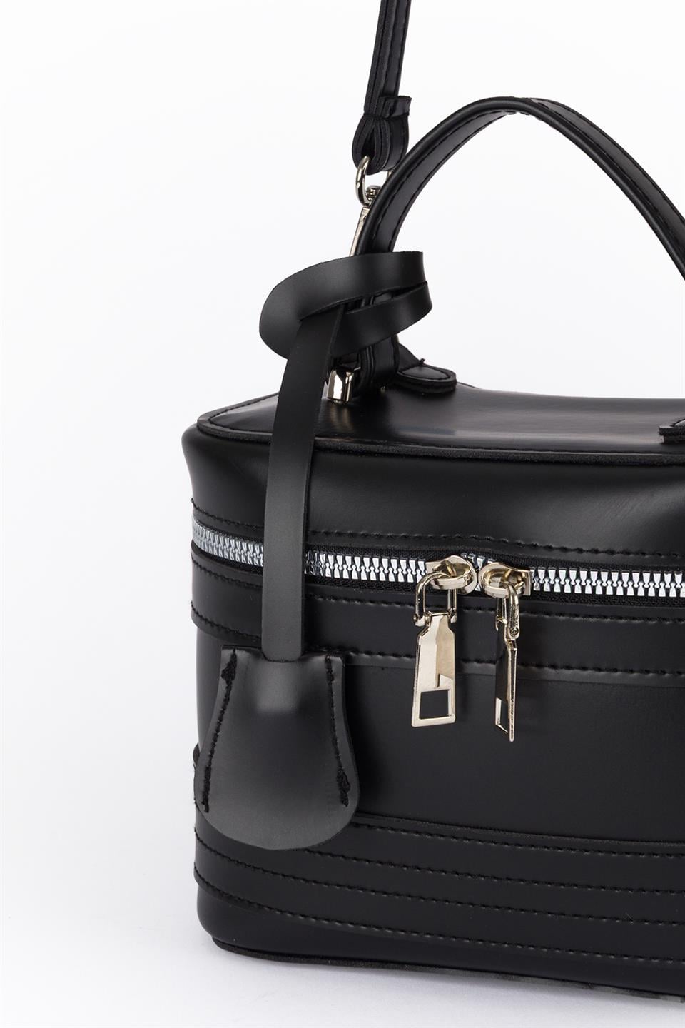 Oval Çapraz Çanta Siyah