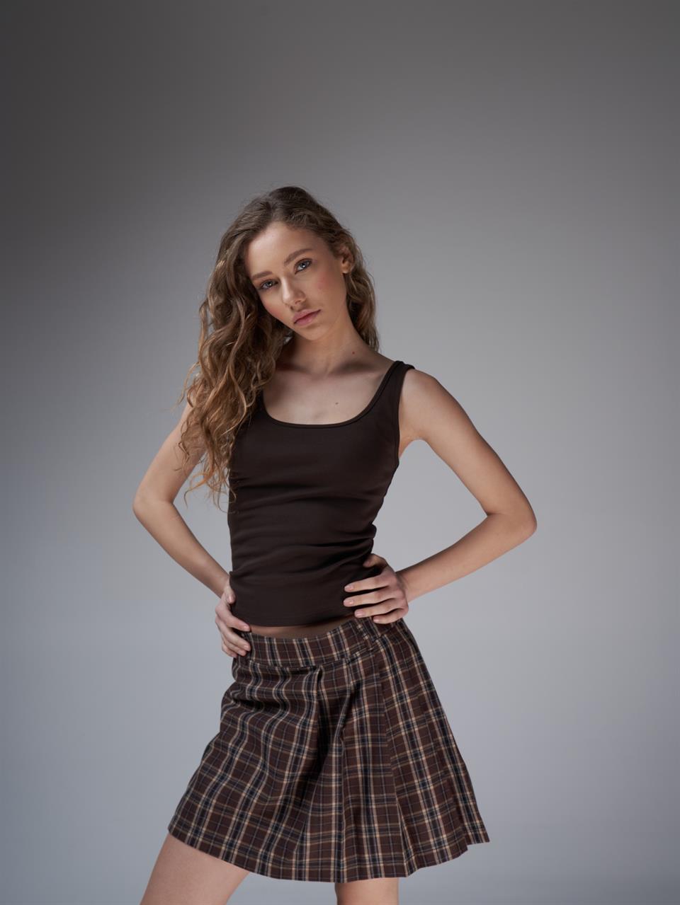 Pile Detaylı Şort Etek Kahve