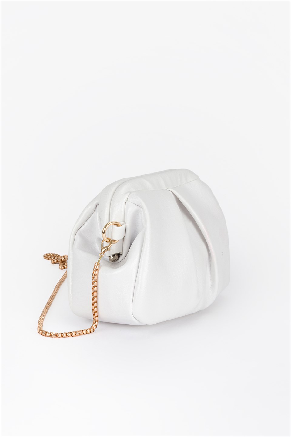 Pile Detaylı Zincir Askılı Clutch Çanta Beyaz